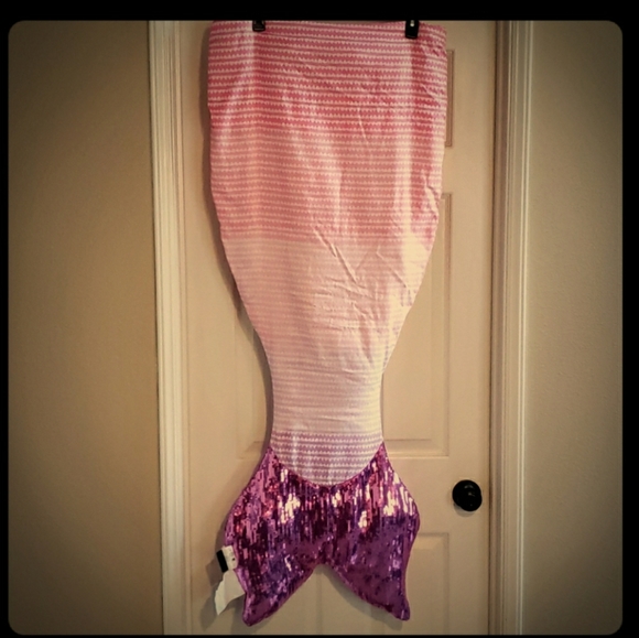 Cynthia Rowley Other - 🧜‍♀️ Mermaid fin sleeping bag blanket🧜‍♀️